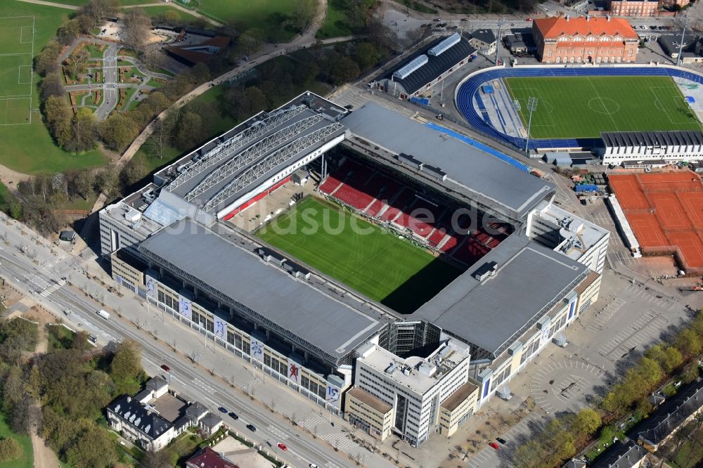 Luftbild Kopenhagen - Sportstätten-Gelände der Arena des Stadion F.C. Kobenhavn an der Per Henrik Lings Allé in Kopenhagen in Region Hovedstaden, Dänemark