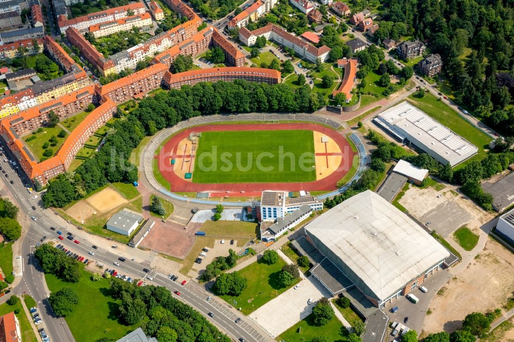 Luftbild Schwerin - Sportstätten-Gelände der Arena des Stadion Lambrechtsgrund in Schwerin im Bundesland Mecklenburg-Vorpommern