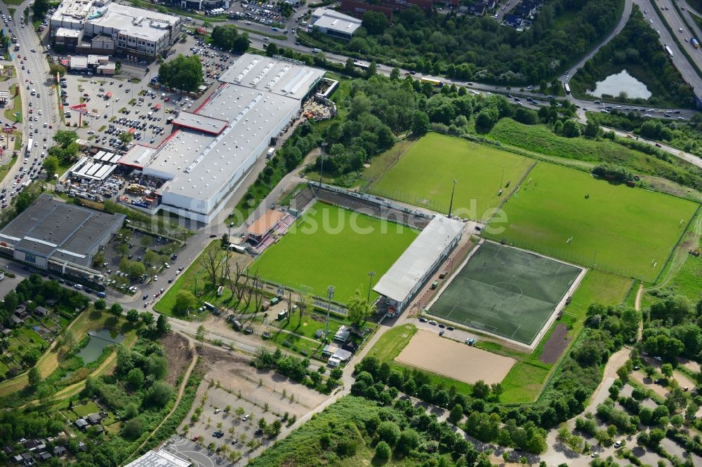 Luftaufnahme Lübeck - Sportstätten-Gelände der Arena des Stadion in Lübeck im Bundesland Schleswig-Holstein