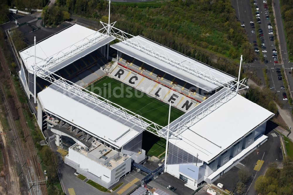 Luftaufnahme Lens - Sportstätten-Gelände der Arena des Stadion in Lens in Nord-Pas-de-Calais Picardie, Frankreich