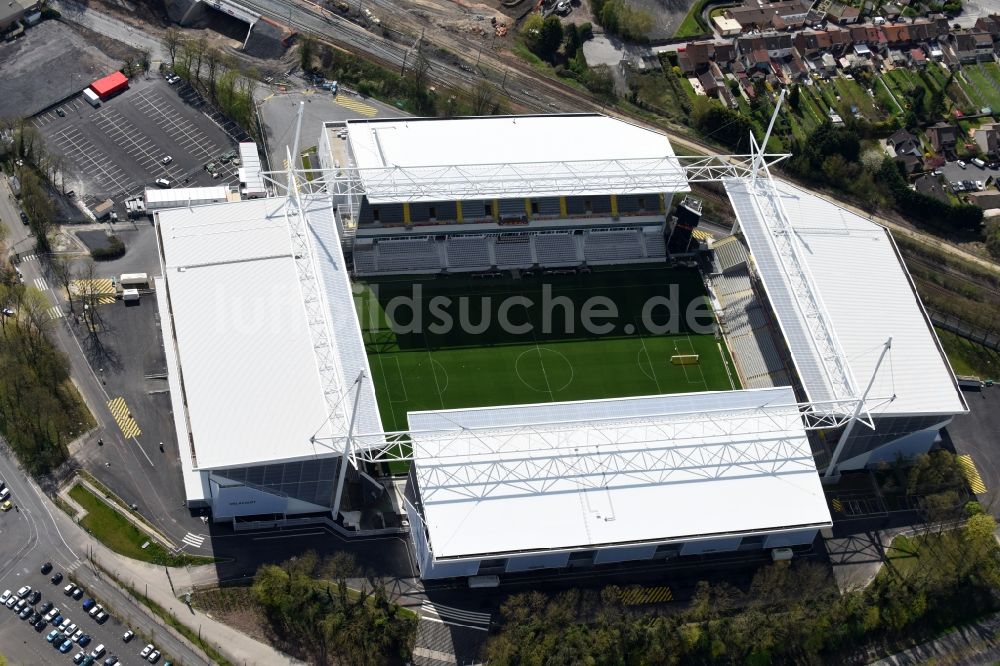 Luftbild Lens - Sportstätten-Gelände der Arena des Stadion in Lens in Nord-Pas-de-Calais Picardie, Frankreich