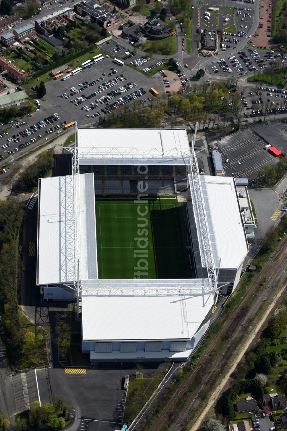 Luftaufnahme Lens - Sportstätten-Gelände der Arena des Stadion in Lens in Nord-Pas-de-Calais Picardie, Frankreich