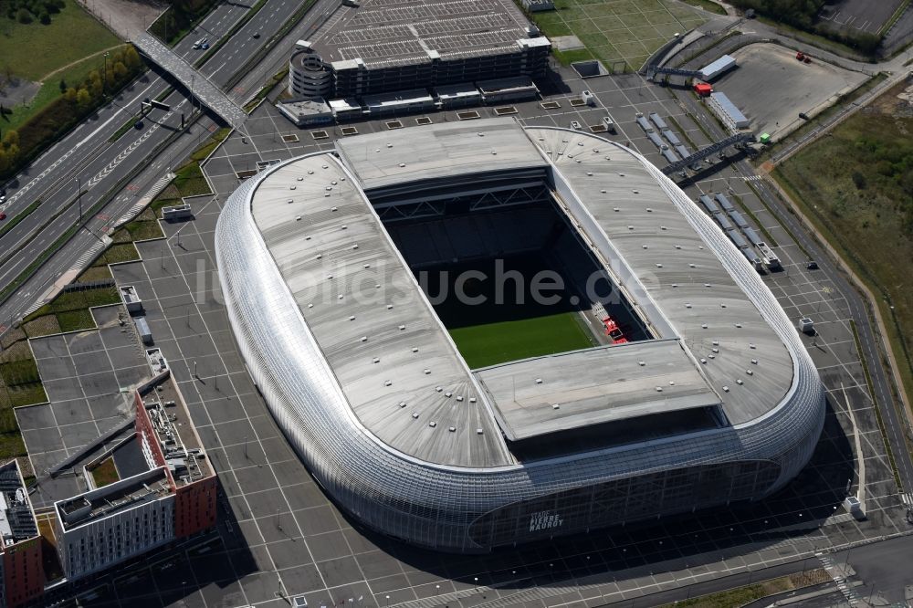 Lille aus der Vogelperspektive: Sportstätten-Gelände der Arena des Stadion in Lille in Nord-Pas-de-Calais Picardie, Frankreich