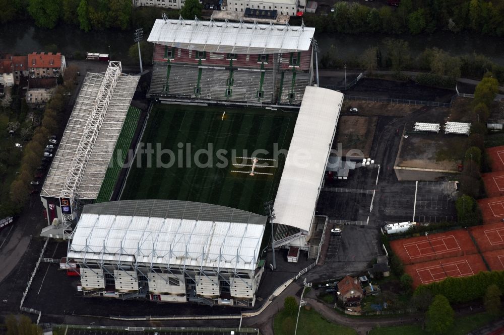 Longeville-lès-Metz aus der Vogelperspektive: Sportstätten-Gelände der Arena des Stadion in Longeville-lès-Metz in Alsace-Champagne-Ardenne-Lorraine, Frankreich