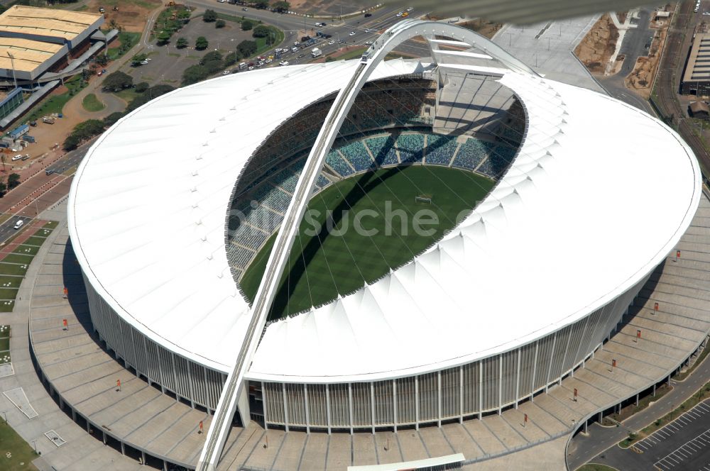 Luftaufnahme Durban - Sportstätten-Gelände der Arena des Stadion Moses-Mabhida-Stadion in Durban in KwaZulu-Natal, Südafrika