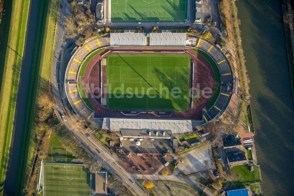 Oberhausen aus der Vogelperspektive: Sportstätten-Gelände der Arena des Stadion in Oberhausen im Bundesland Nordrhein-Westfalen