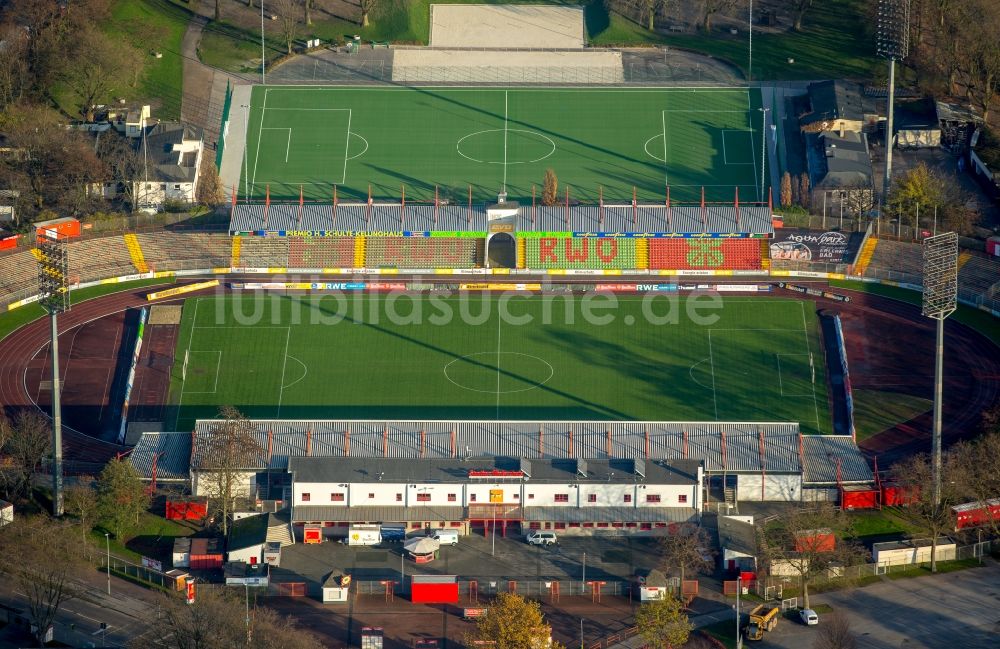 Oberhausen aus der Vogelperspektive: Sportstätten-Gelände der Arena des Stadion in Oberhausen im Bundesland Nordrhein-Westfalen