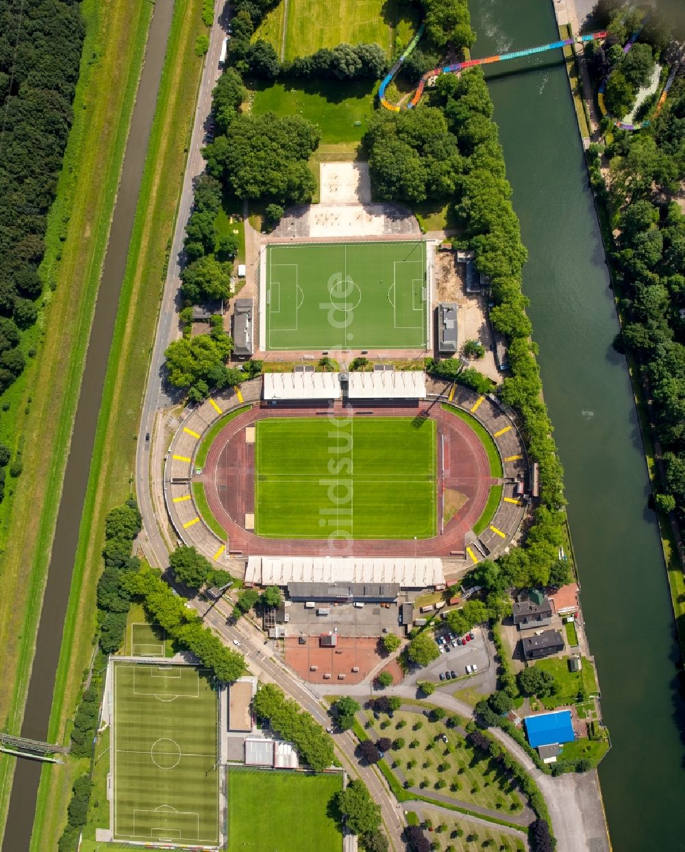 Luftbild Oberhausen - Sportstätten-Gelände der Arena des Stadion in Oberhausen im Bundesland Nordrhein-Westfalen