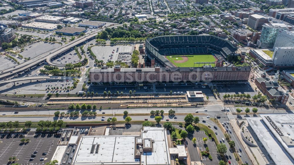 Baltimore von oben - Sportstätten-Gelände der Arena des Stadion Oriole Park at Camden Yards in Baltimore in Maryland, USA