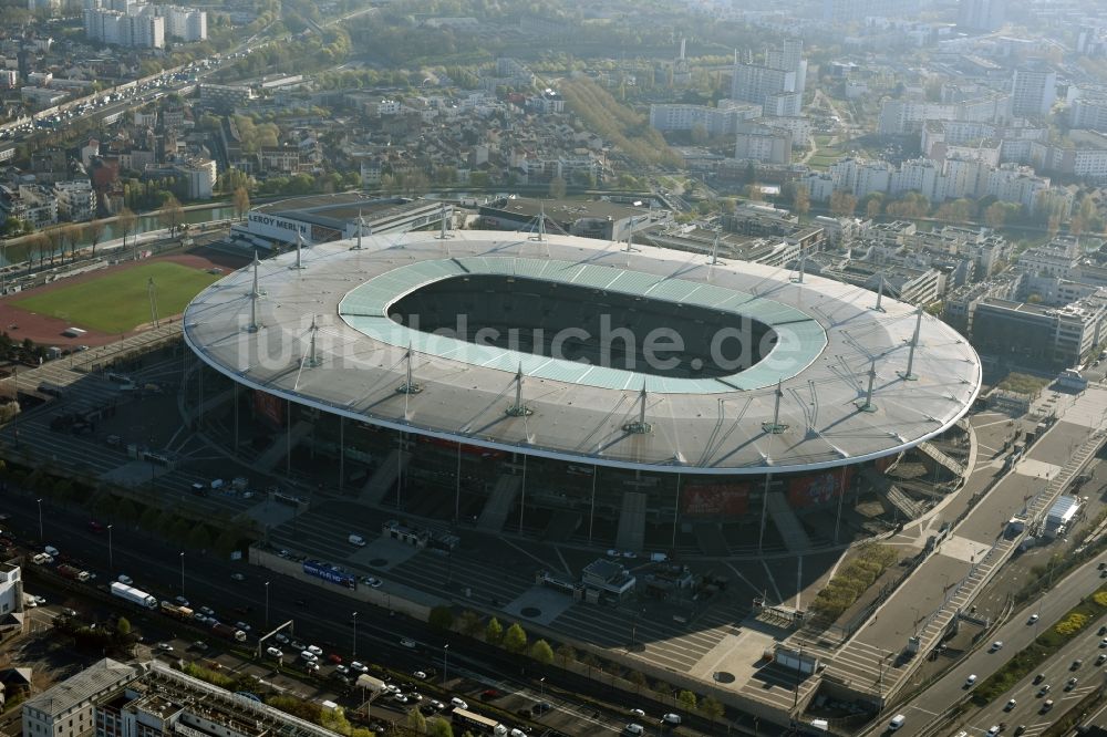 Luftaufnahme Paris Saint-Denis - Sportstätten- Gelände der Arena des Stadion in Paris - Saint-Denis in Ile-de-France, Frankreich