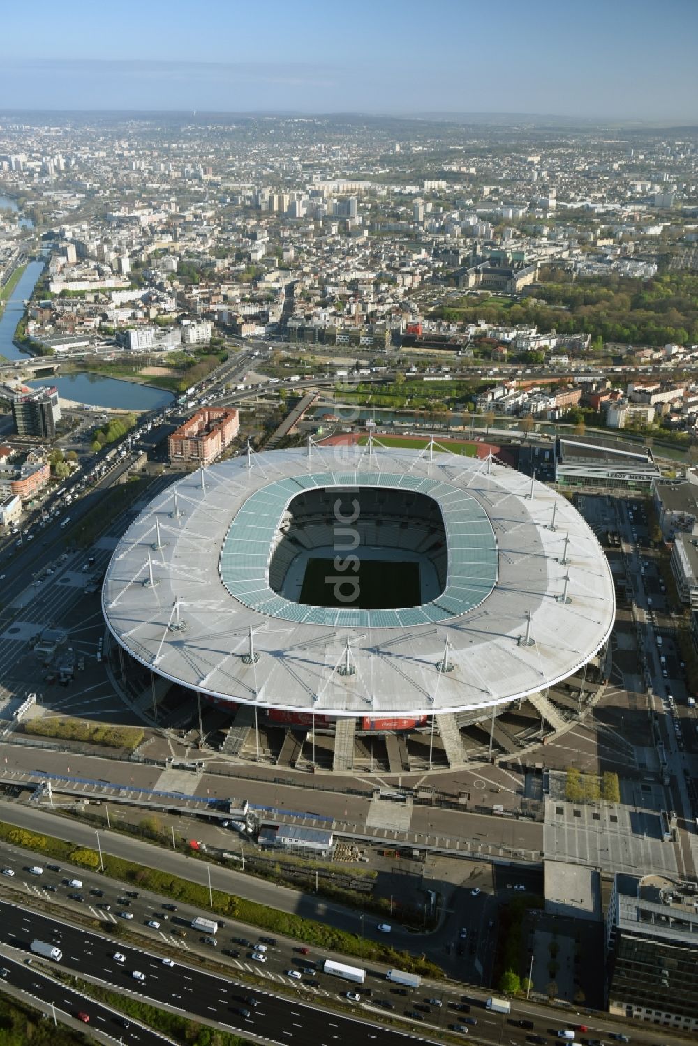 Luftbild Paris Saint-Denis - Sportstätten- Gelände der Arena des Stadion in Paris - Saint-Denis in Ile-de-France, Frankreich