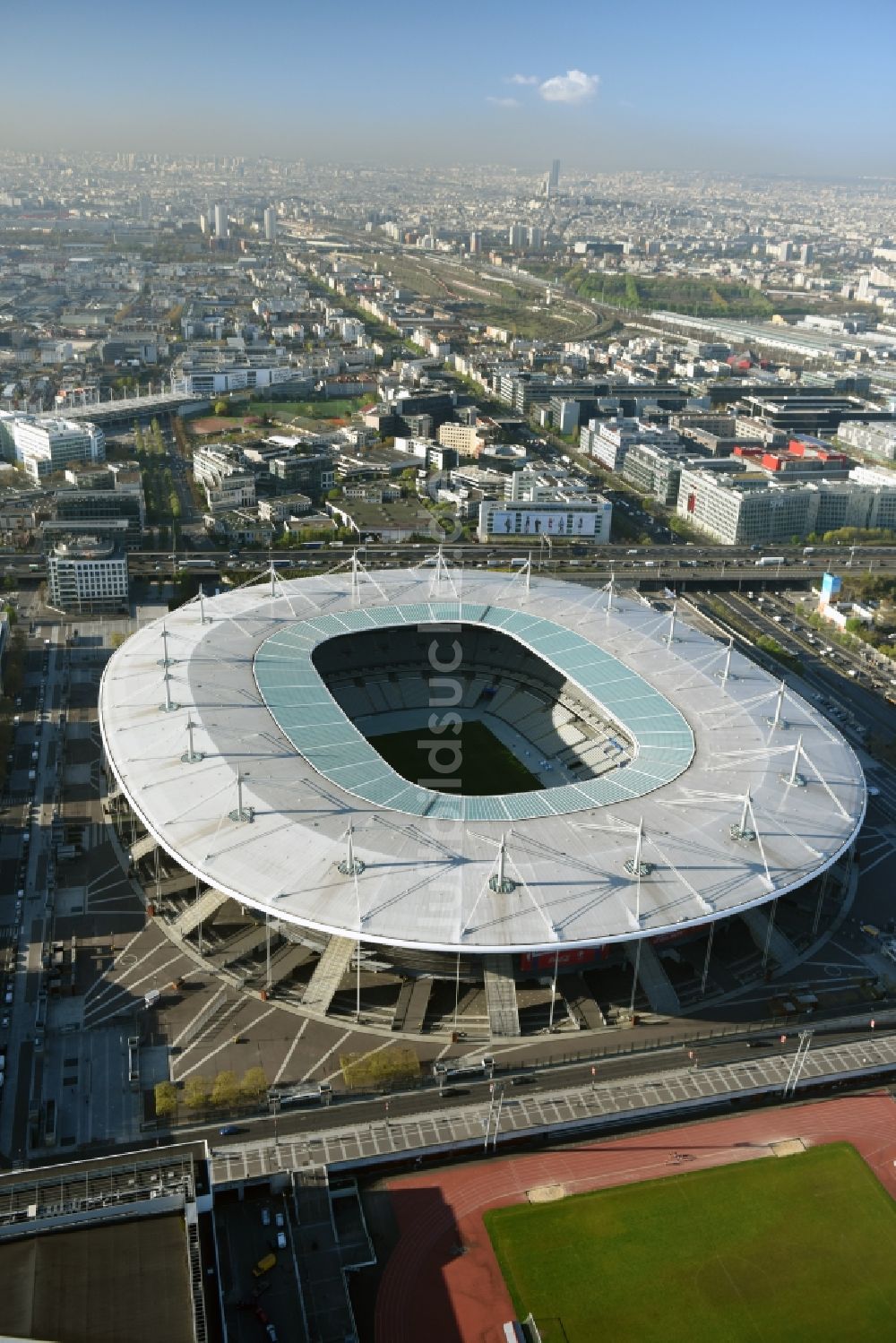 Paris Saint-Denis von oben - Sportstätten- Gelände der Arena des Stadion in Paris - Saint-Denis in Ile-de-France, Frankreich