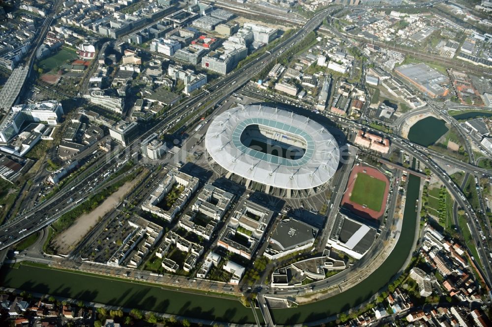 Luftaufnahme Paris Saint-Denis - Sportstätten- Gelände der Arena des Stadion in Paris - Saint-Denis in Ile-de-France, Frankreich