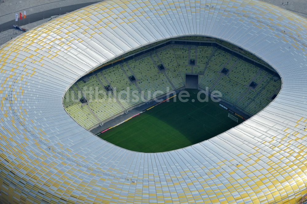 Gdansk - Danzig aus der Vogelperspektive: Sportstätten-Gelände der Arena des Stadion PGE Arena - Parking Stadionu Energa im Ortsteil Letnica in Gdansk - Danzig in Pomorskie, Polen