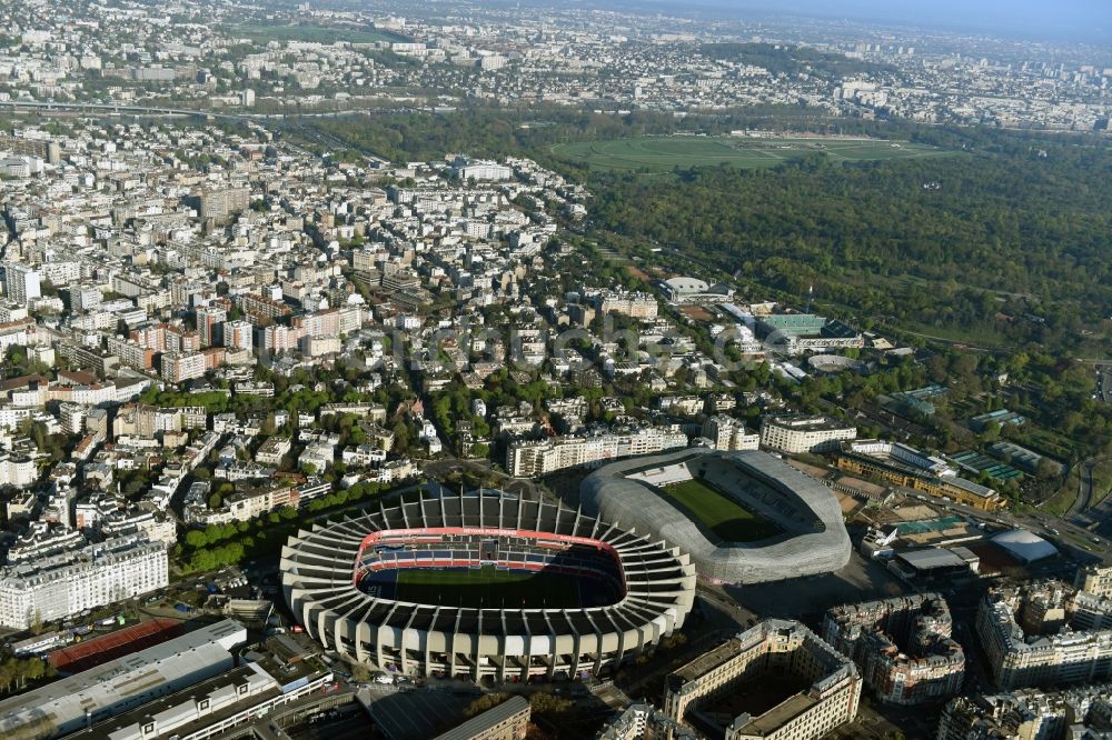 Luftbild Paris - Sportstätten-Gelände der Arena des Stadion Prinzenpark an der Rue du Commandant Guilbaud in Paris Boulogne-Billancourt in Ile-de-France, Frankreich