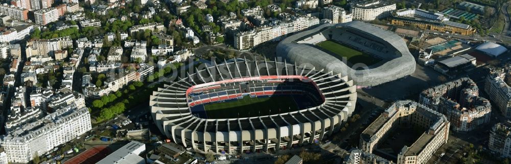 Luftaufnahme Paris - Sportstätten-Gelände der Arena des Stadion Prinzenpark an der Rue du Commandant Guilbaud in Paris Boulogne-Billancourt in Ile-de-France, Frankreich