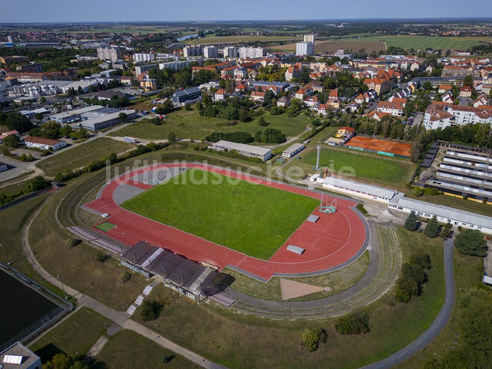 Luftaufnahme Riesa - Sportstätten-Gelände der Arena des Stadion in Riesa im Bundesland Sachsen