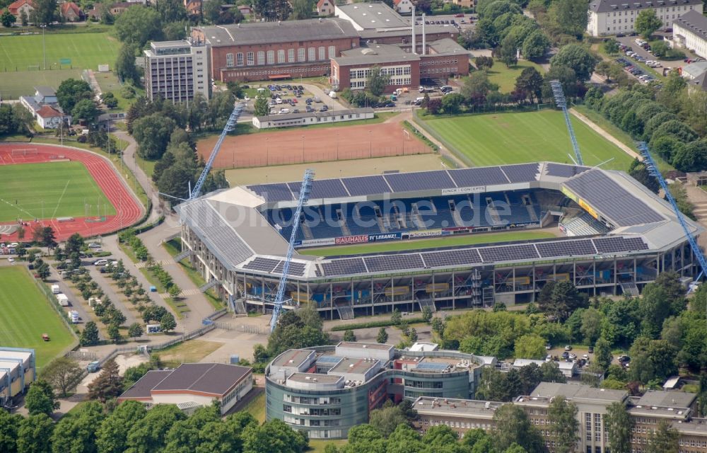 Rostock von oben - Sportstätten-Gelände der Arena des Stadion in Rostock im Bundesland Mecklenburg-Vorpommern