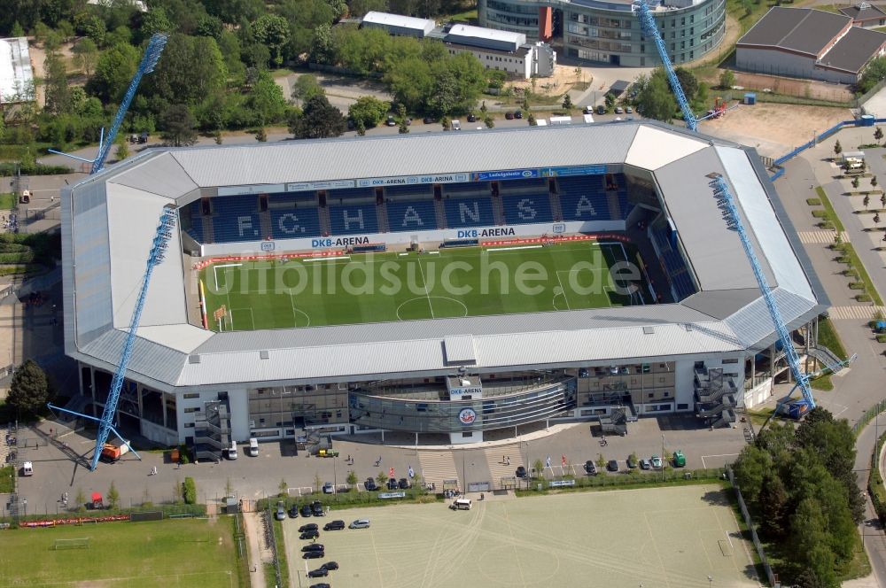 Rostock aus der Vogelperspektive: Sportstätten-Gelände der Arena des Stadion in Rostock im Bundesland Mecklenburg-Vorpommern