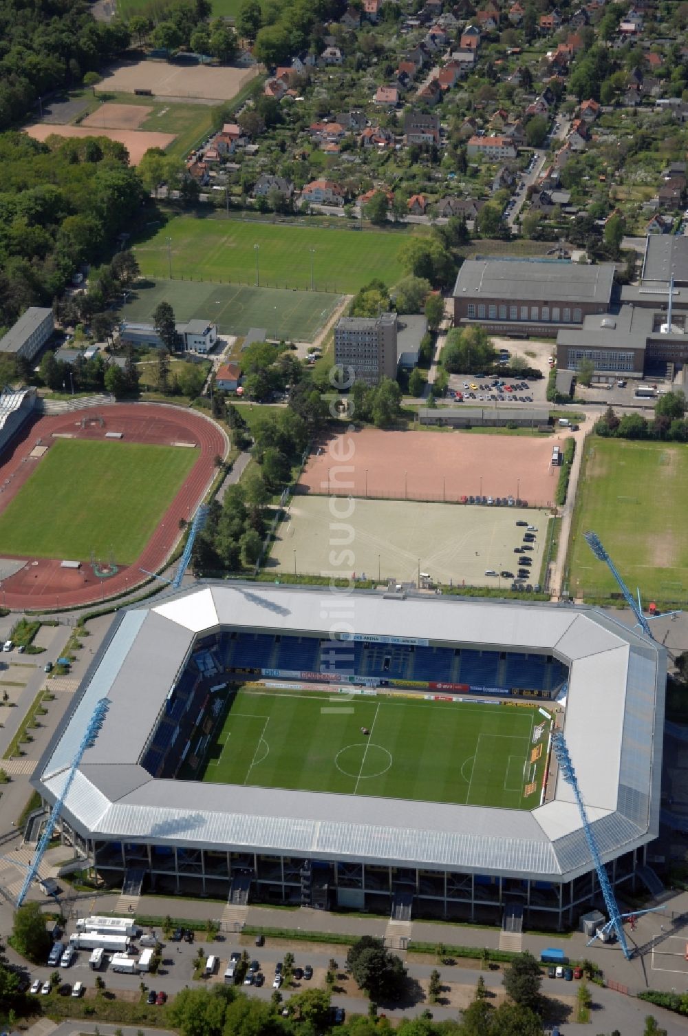 Rostock aus der Vogelperspektive: Sportstätten-Gelände der Arena des Stadion in Rostock im Bundesland Mecklenburg-Vorpommern