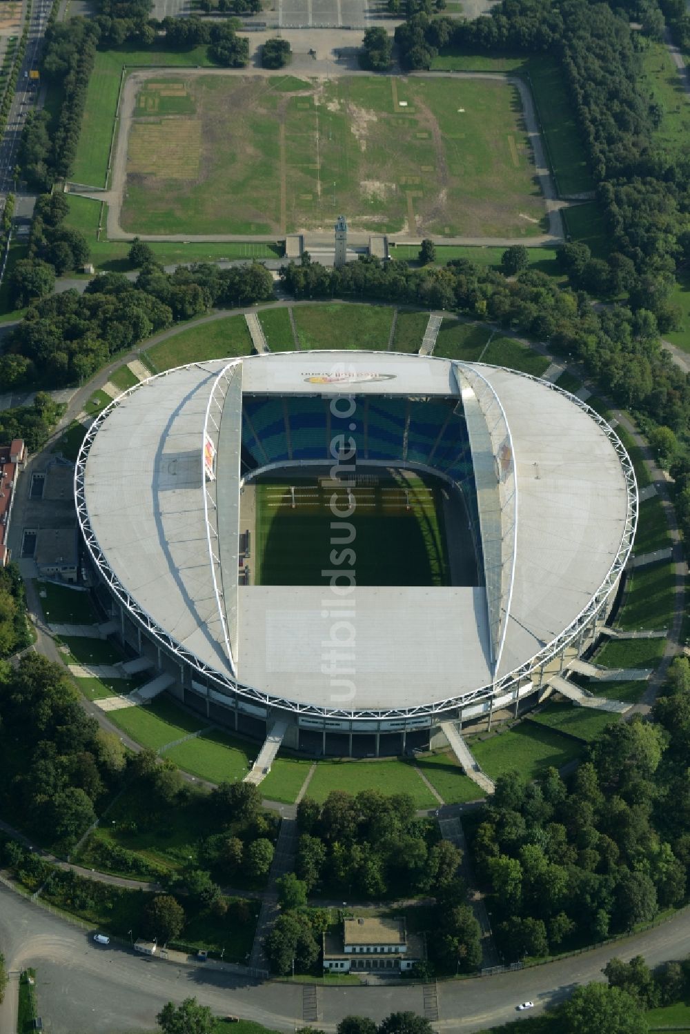 Luftaufnahme Leipzig - Sportstätten-Gelände der Arena des Stadion Am Sportforum in Leipzig im Bundesland Sachsen