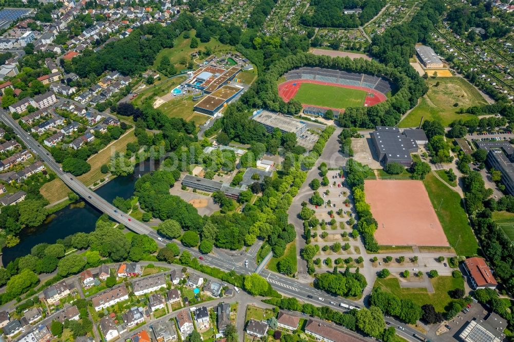 Luftbild Hagen - Sportstätten-Gelände der Arena des Stadion - Sportpark Ischeland an der Humpertstraße in Hagen im Bundesland Nordrhein-Westfalen, Deutschland