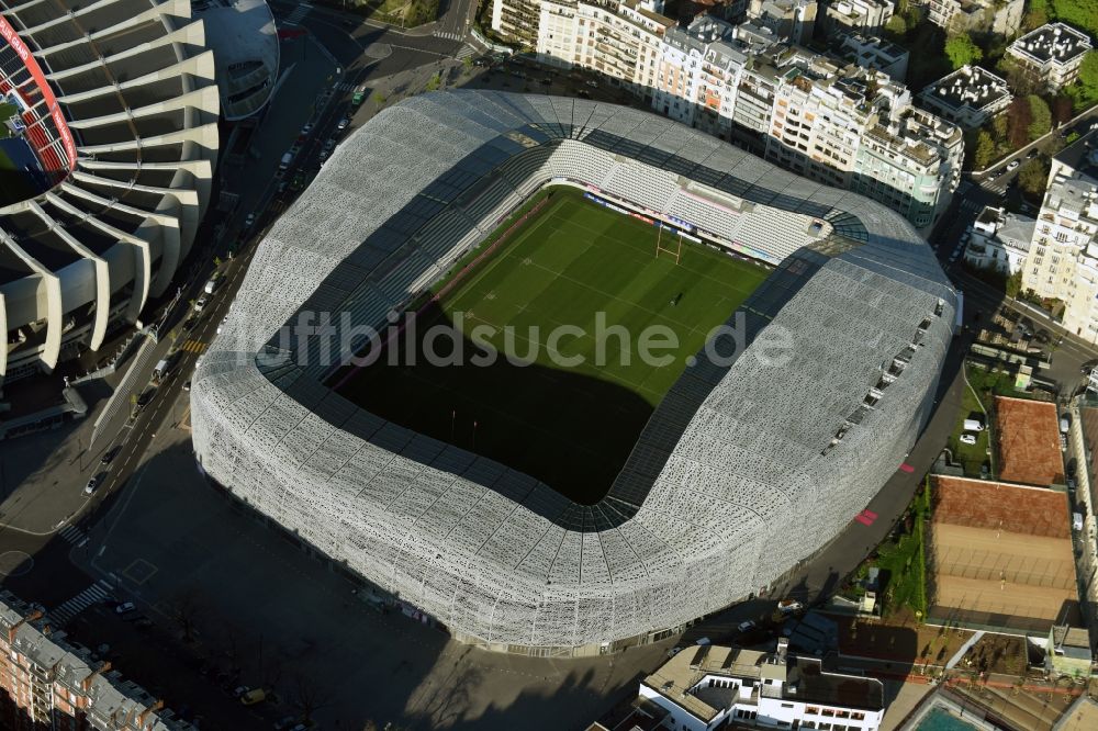 Paris aus der Vogelperspektive: Sportstätten-Gelände der Arena des Stadion Stade Jean Bouin an der Avenue du General Sarrail in Paris in Ile-de-France, Frankreich