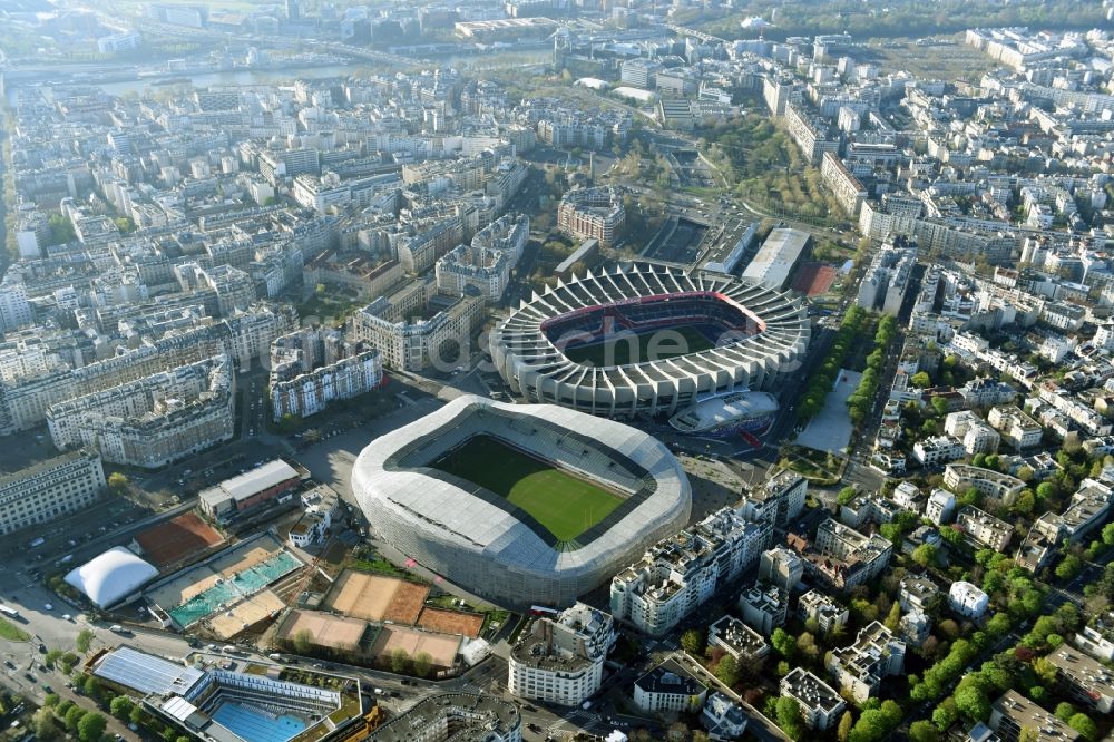 Paris aus der Vogelperspektive: Sportstätten-Gelände der Arena des Stadion Stade Jean Bouin an der Avenue du General Sarrail in Paris in Ile-de-France, Frankreich