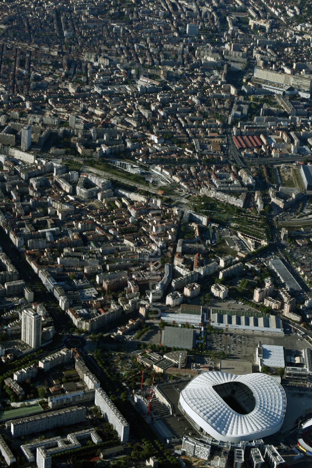 Luftbild Marseille - Sportstätten-Gelände der Arena des Stadion Stade Orange Velodrome in Marseille in Provence-Alpes-Cote d'Azur, Frankreich