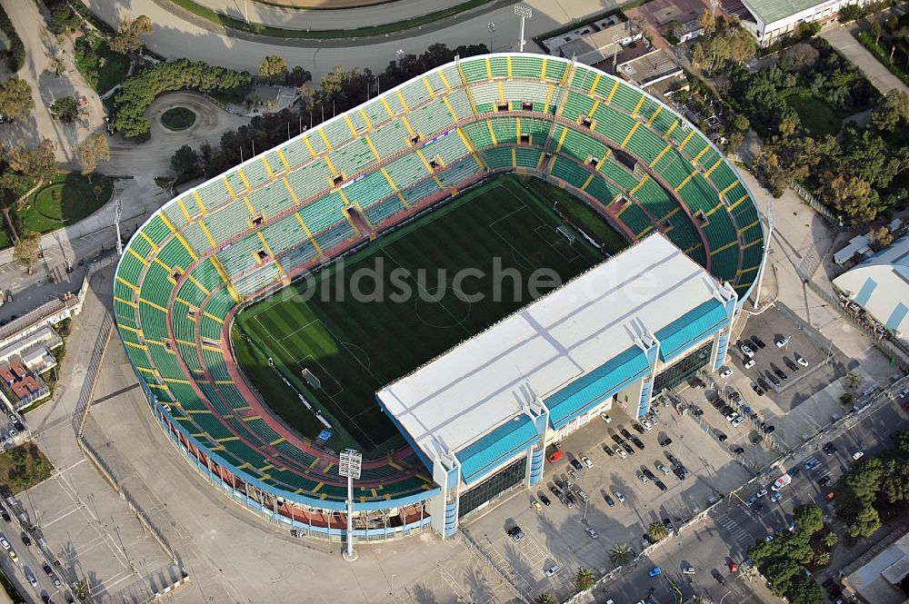 Palermo von oben - Sportstätten-Gelände der Arena des Stadion Stadio Renzo Barbera in Palermo in Sizilien, Italien