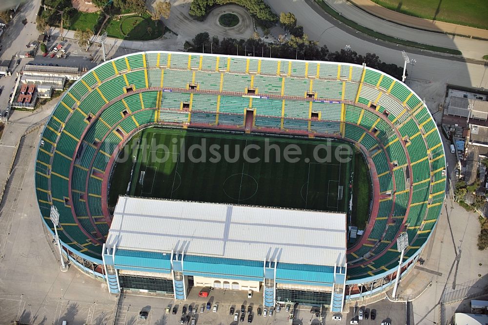 Luftaufnahme Palermo - Sportstätten-Gelände der Arena des Stadion Stadio Renzo Barbera in Palermo in Sizilien, Italien