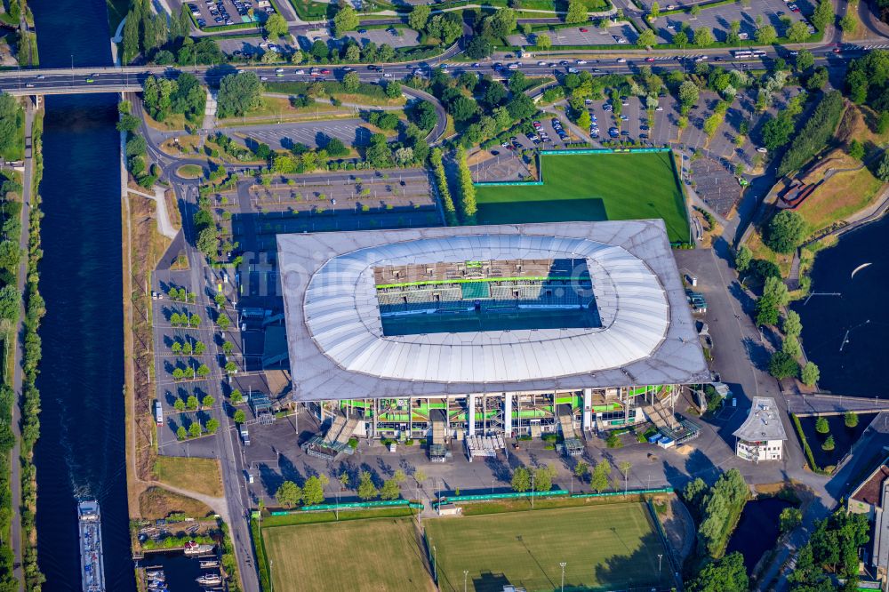 Wolfsburg von oben - Sportstätten-Gelände der Arena des Stadion Volkswagen Arena in Wolfsburg im Bundesland Niedersachsen, Deutschland