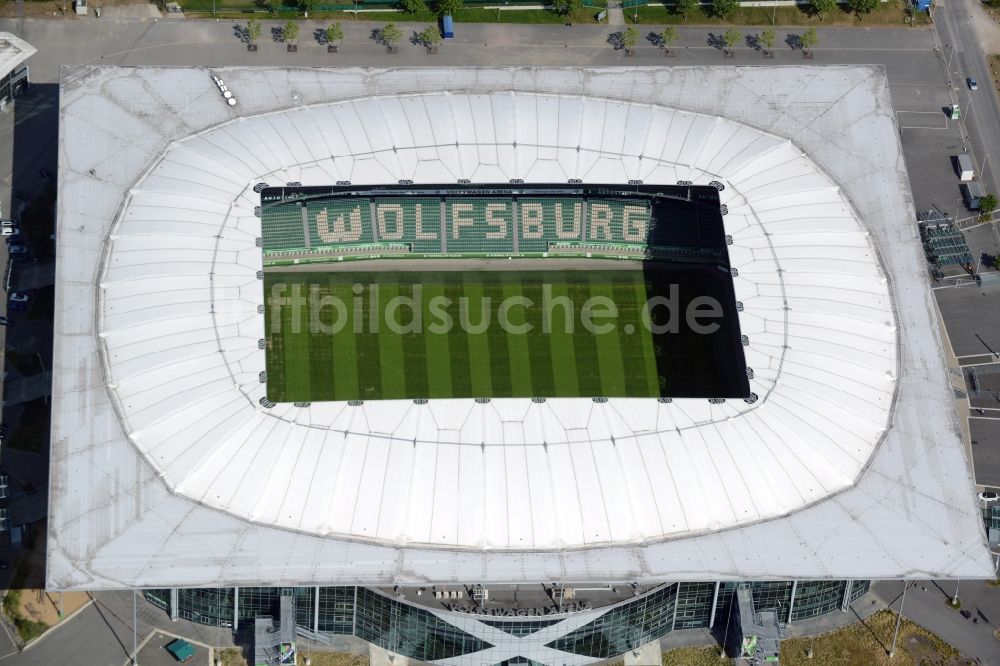 Wolfsburg von oben - Sportstätten-Gelände der Arena des Stadion in Wolfsburg im Bundesland Niedersachsen