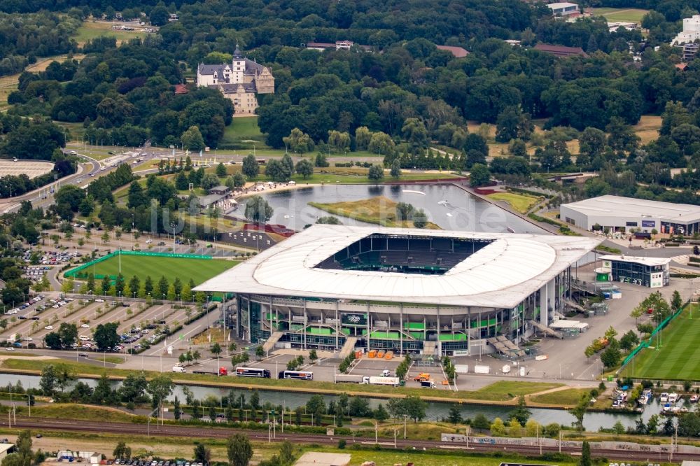 Luftbild Wolfsburg - Sportstätten-Gelände der Arena des Stadion in Wolfsburg im Bundesland Niedersachsen