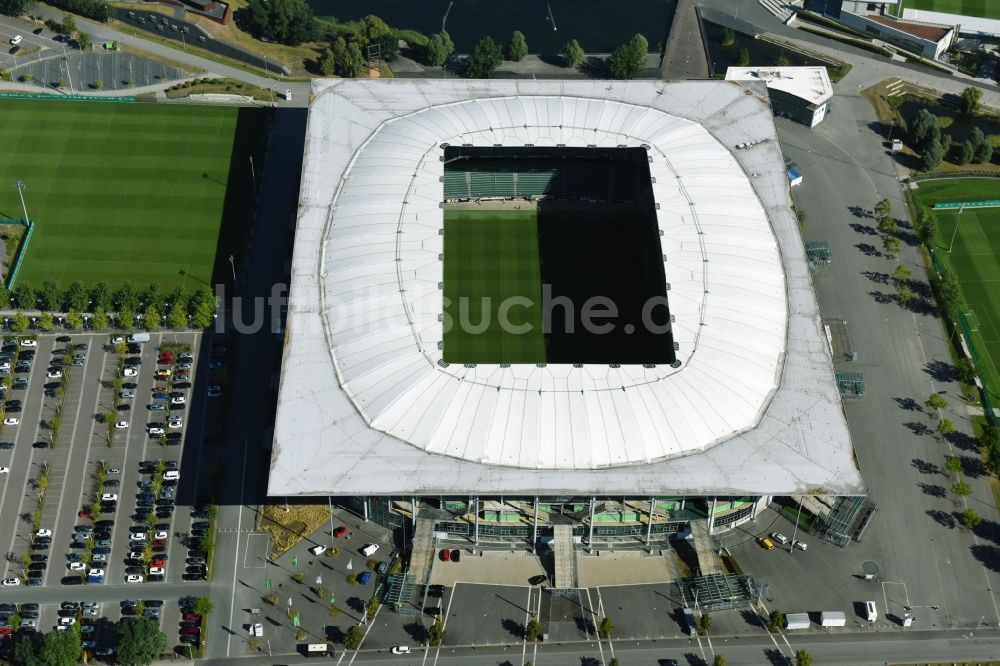 Wolfsburg von oben - Sportstätten-Gelände der Arena des Stadion in Wolfsburg im Bundesland Niedersachsen