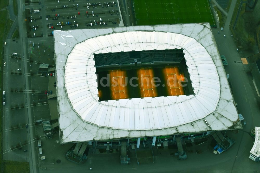 Wolfsburg aus der Vogelperspektive: Sportstätten-Gelände der Arena des Stadion in Wolfsburg im Bundesland Niedersachsen