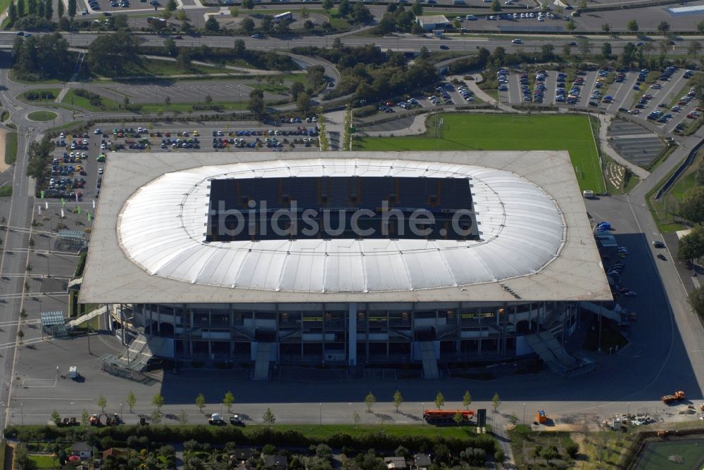 Wolfsburg aus der Vogelperspektive: Sportstätten-Gelände der Arena des Stadion in Wolfsburg im Bundesland Niedersachsen