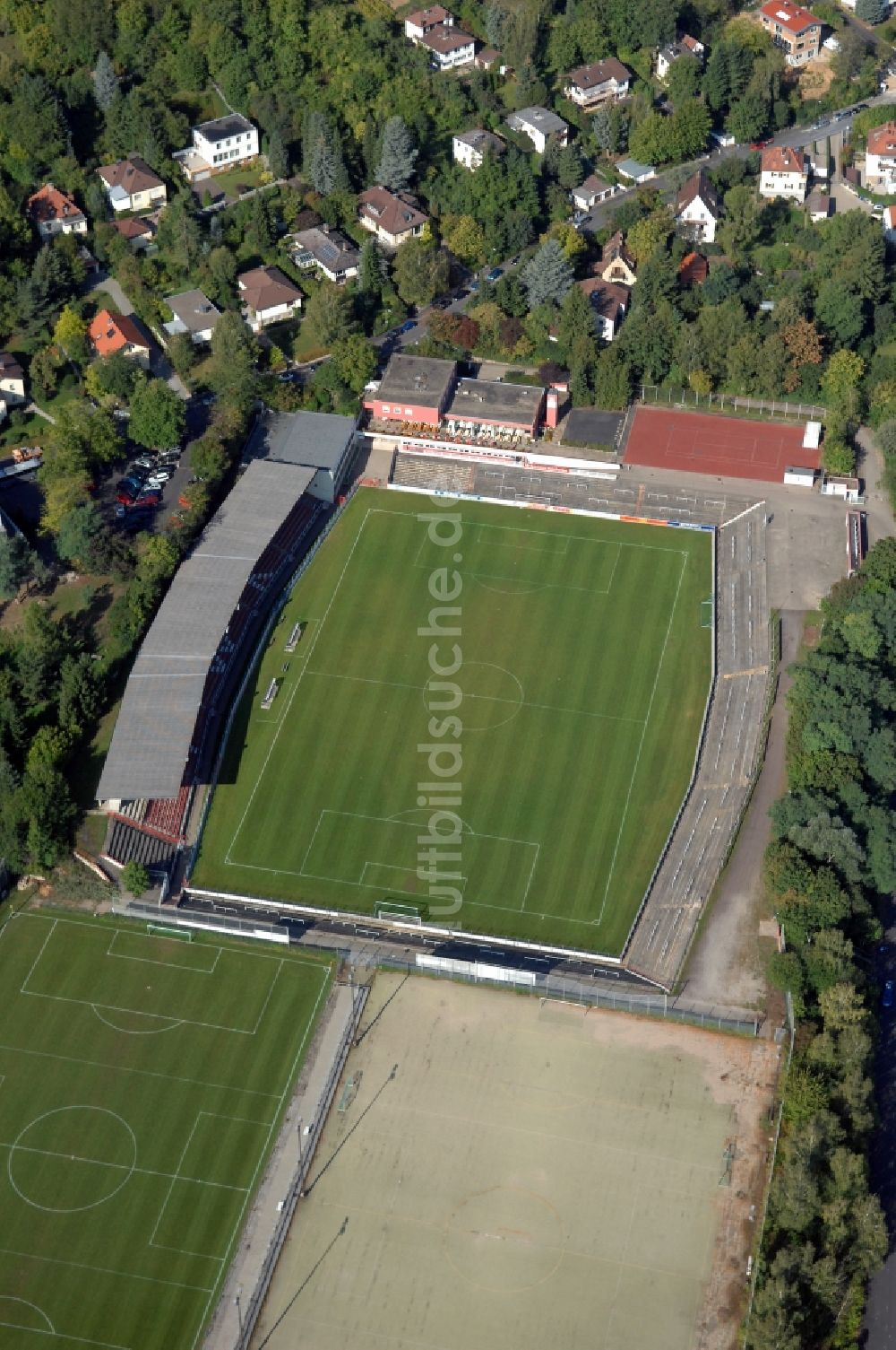 Luftbild Würzburg - Sportstätten-Gelände der Arena des Stadion FC Würzburger Kickers am Mittlerer Dallenbergweg in Würzburg im Bundesland Bayern