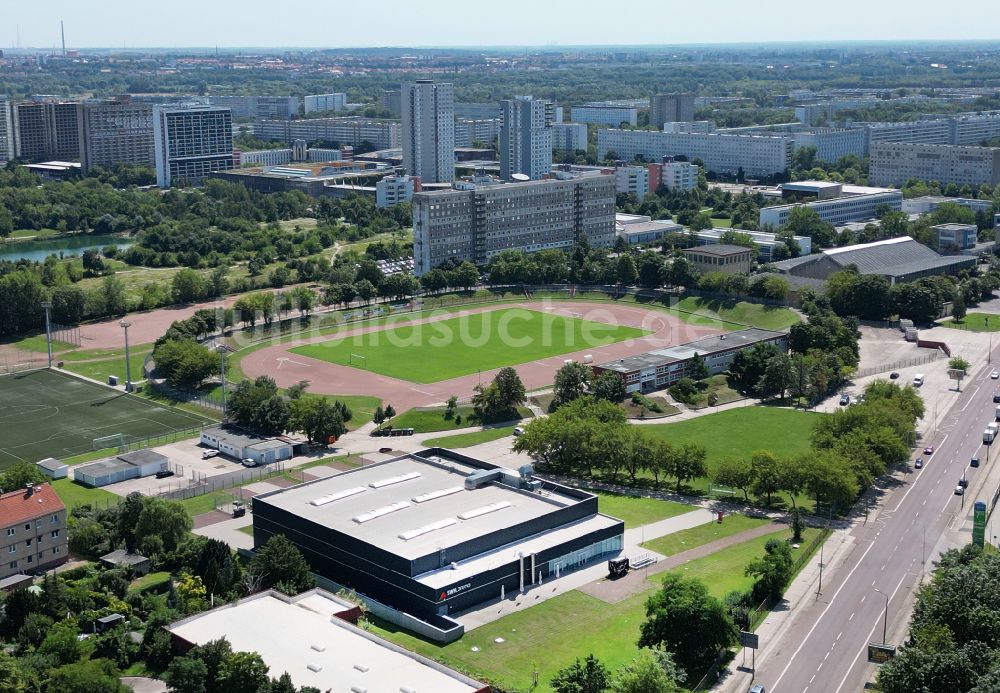 Halle (Saale) aus der Vogelperspektive: Sportstätten-Gelände des Stadion ERDGAS Sportarena in Halle (Saale) im Bundesland Sachsen-Anhalt, Deutschland