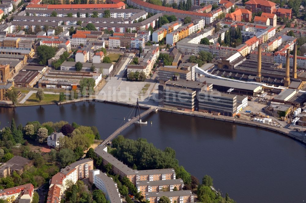 Berlin OT Schöneweide von oben - Spree in Berlin im Ortsteil Schöneweide