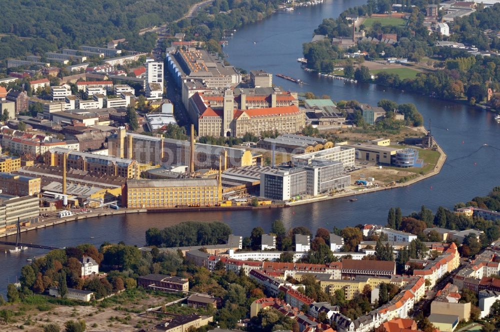 Luftaufnahme Berlin OT Schöneweide - Spree in Berlin im Ortsteil Schöneweide