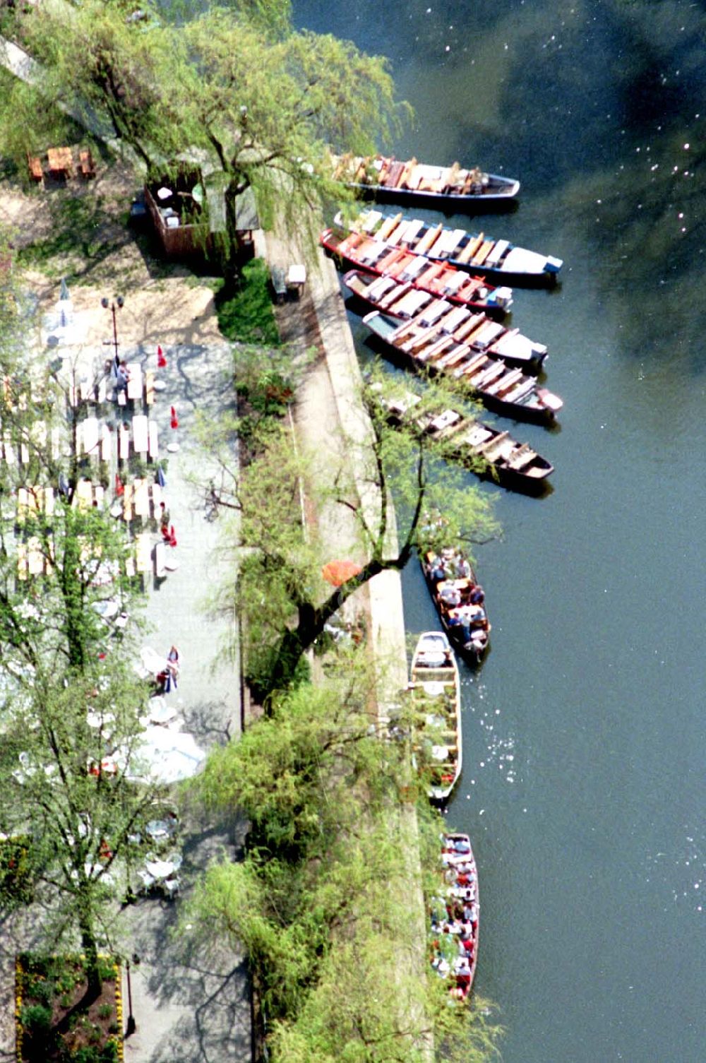 Lübben aus der Vogelperspektive: 29.04.1995 Spreekahnhafen Lübben