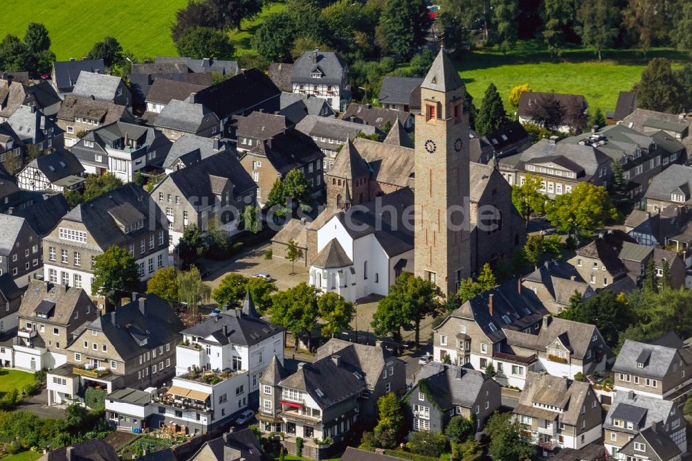 Luftaufnahme Schmallenberg - St.-Alexander-Kirche in Schmallenberg im Bundesland Nordrhein-Westfalen