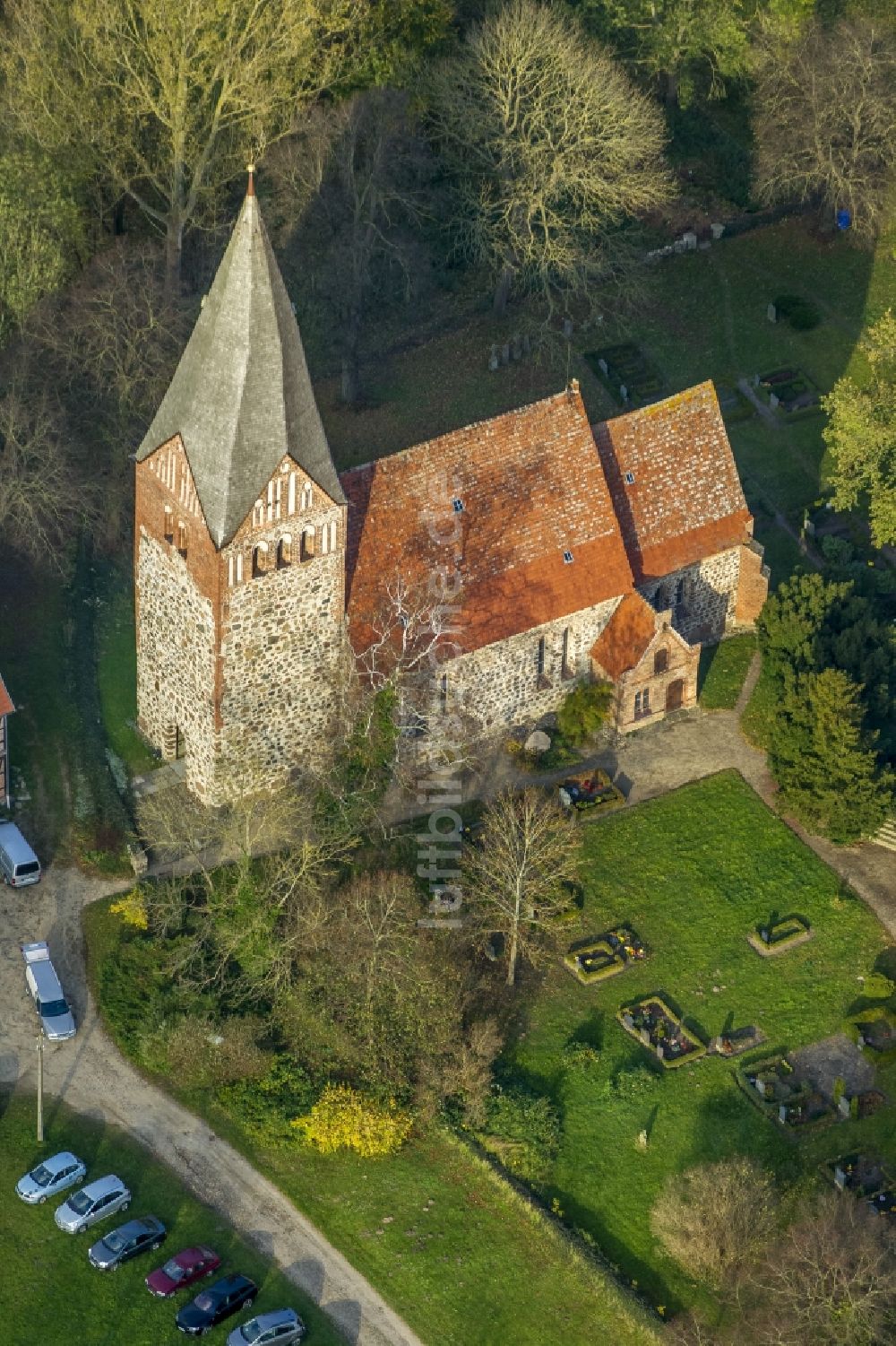 Luftaufnahme Dargun - St. Johanniskirche Levin in Dargun im Bundesland Mecklenburg-Vorpommern