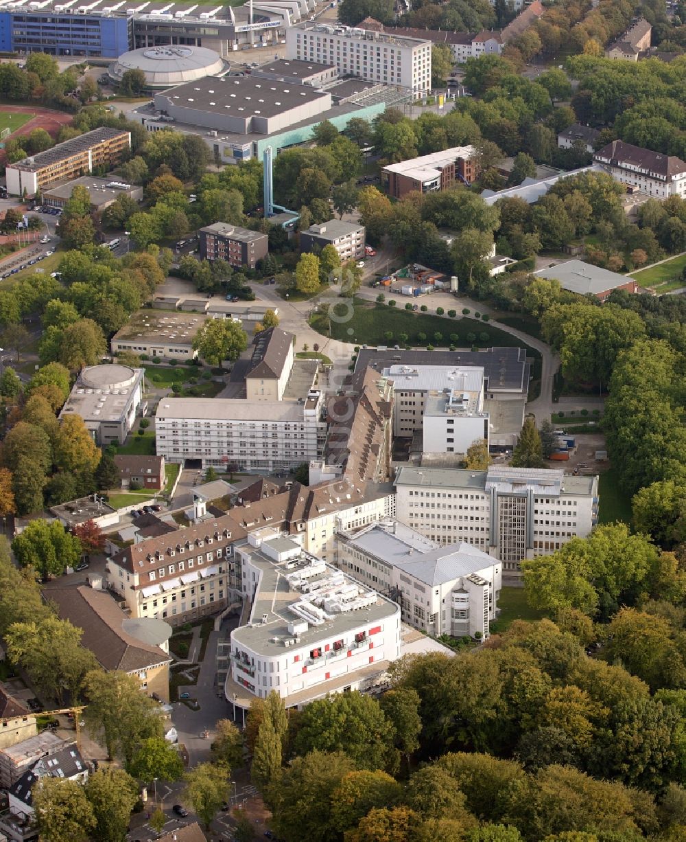 Bochum aus der Vogelperspektive: St. Josef Hospital in Bochum im Bundesland Nordrhein-Westfalen