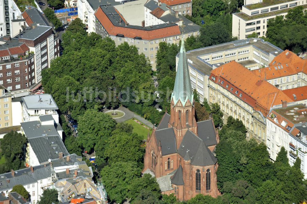 Luftaufnahme Berlin - St. Ludwigskirche in Berlin- Wilmersdorf