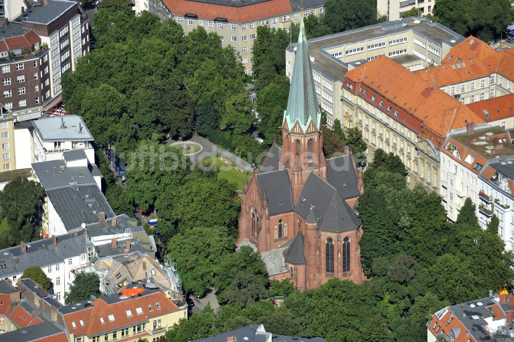 Berlin von oben - St. Ludwigskirche in Berlin- Wilmersdorf