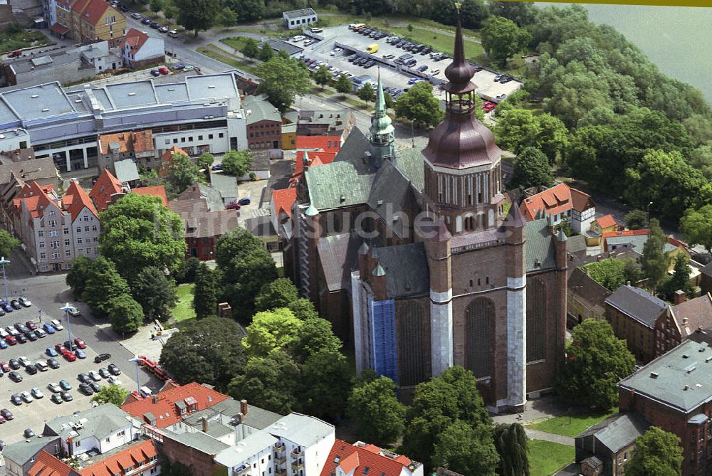 Stralsund aus der Vogelperspektive: St.-Marienkirche in Stralsund