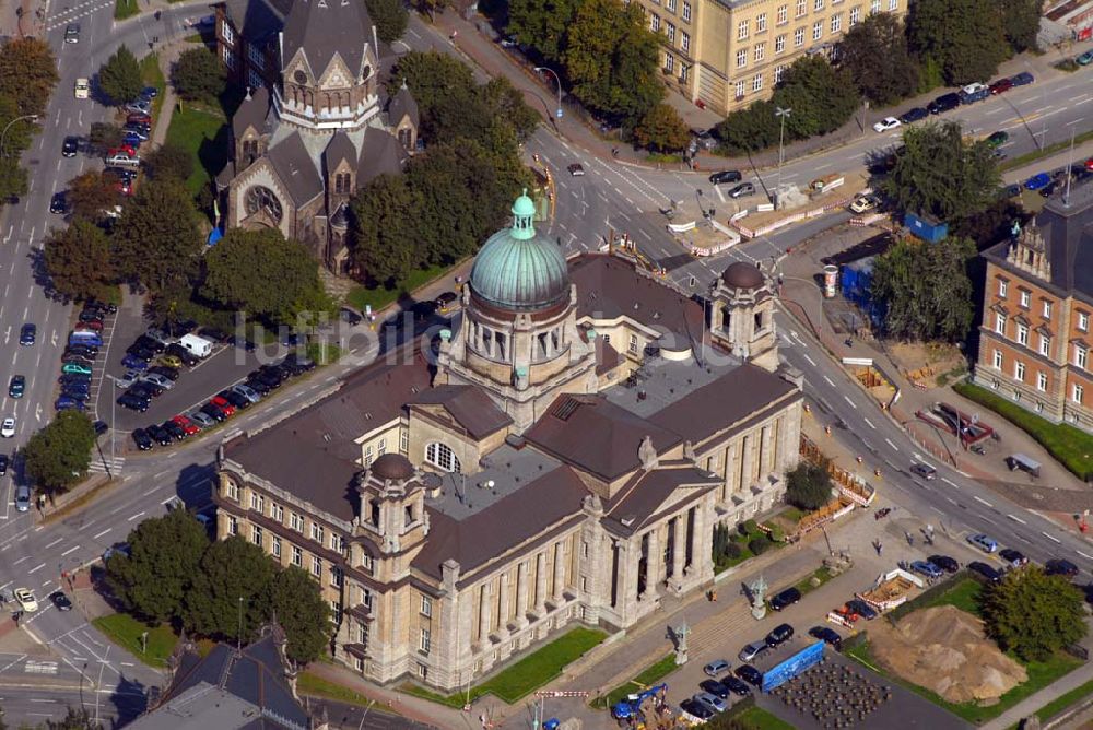 Hamburg von oben - St. Michaelis Hamburg