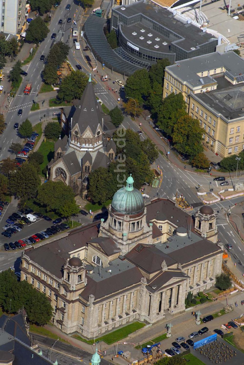 Hamburg aus der Vogelperspektive: St. Michaelis Hamburg